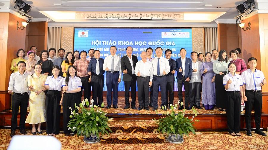 National Scientific Conference on Renewing the Growth Model and Creating Breakthrough Drivers for Huế City to Enter a New Era