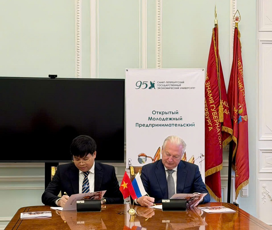 UFM and UNECON establish a new milestone in training and research cooperation