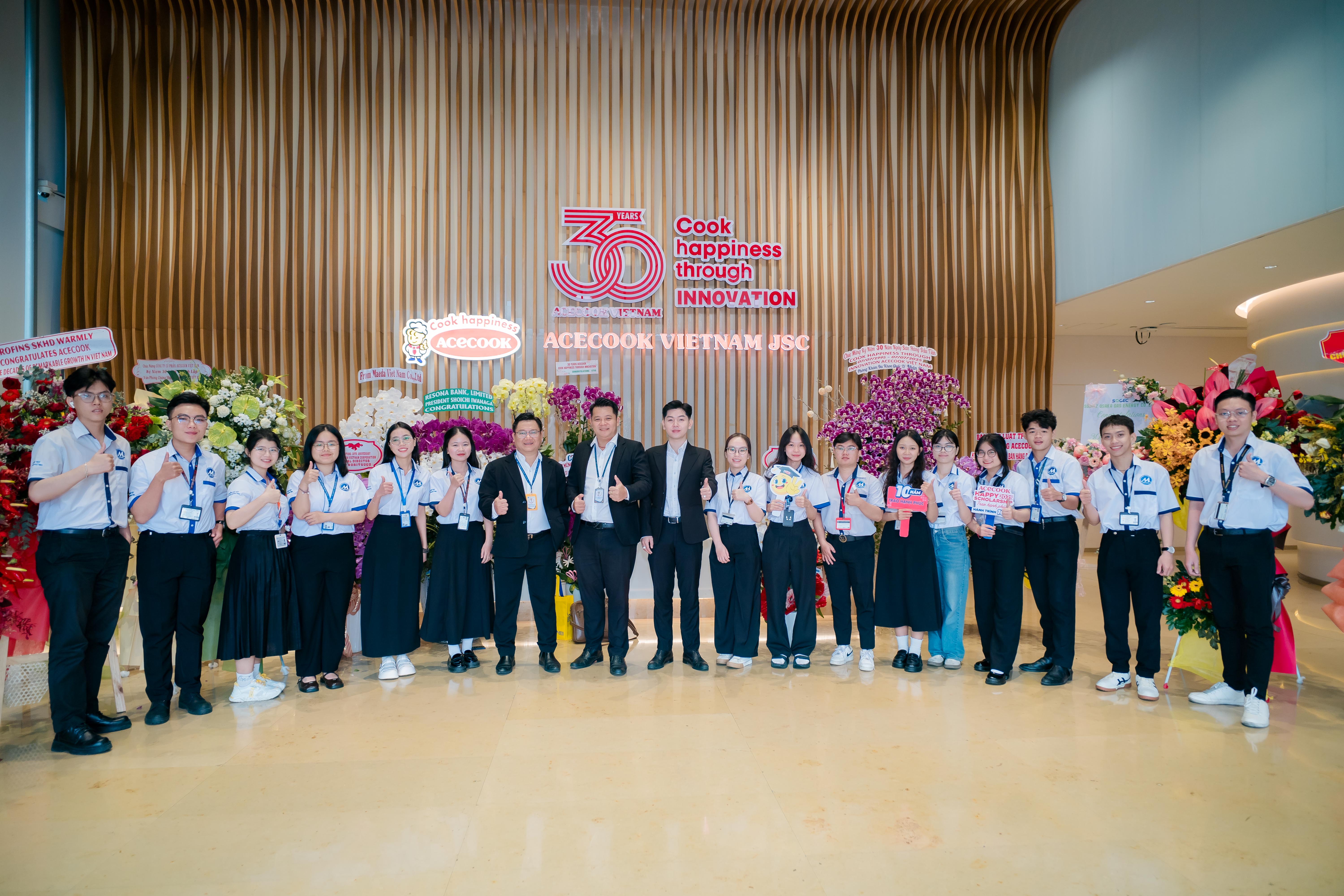 15 Outstanding UFM Students Receive “Acecook Happy Scholarship 2025”