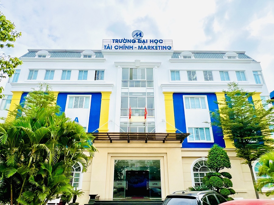 Dr. Khuc Thi Trang Nhung discusses raising University quality standards in the new phase